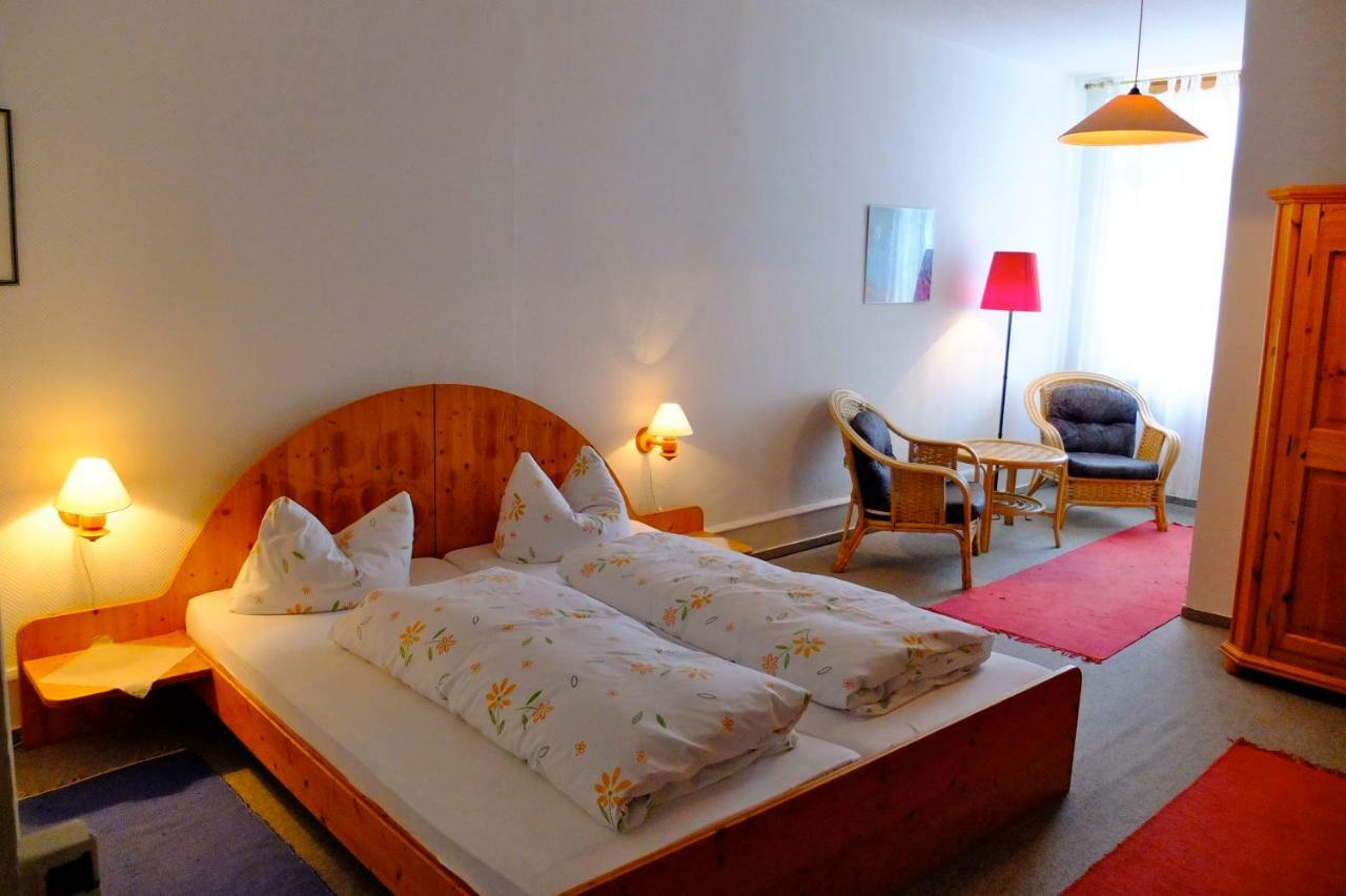 Hotel Loewen Kirchzarten Eksteriør bilde